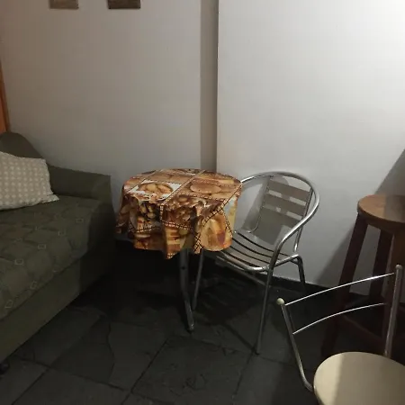 Quarto E Sala Localizacao Otima Na Opiniao De 100% Dos Hospedes Vitória Exterior photo